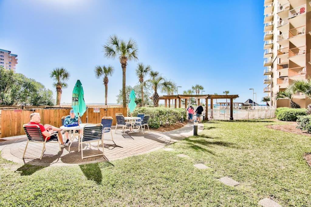 Pelican Beach Resort-Walkout Unit-On The Beach Destin Exterior foto