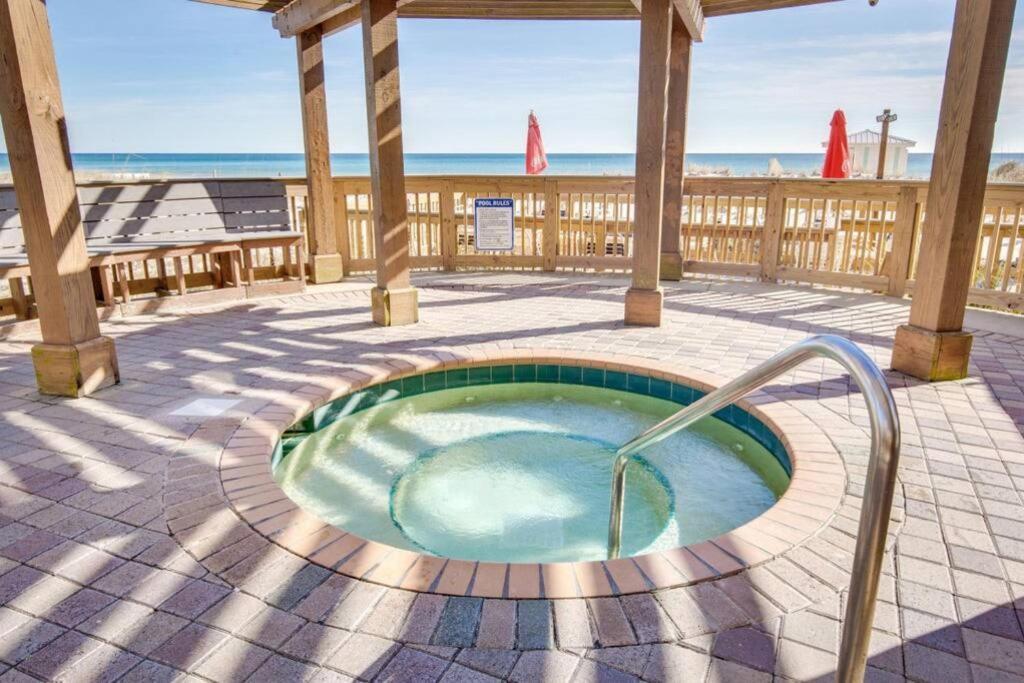 Pelican Beach Resort-Walkout Unit-On The Beach Destin Exterior foto